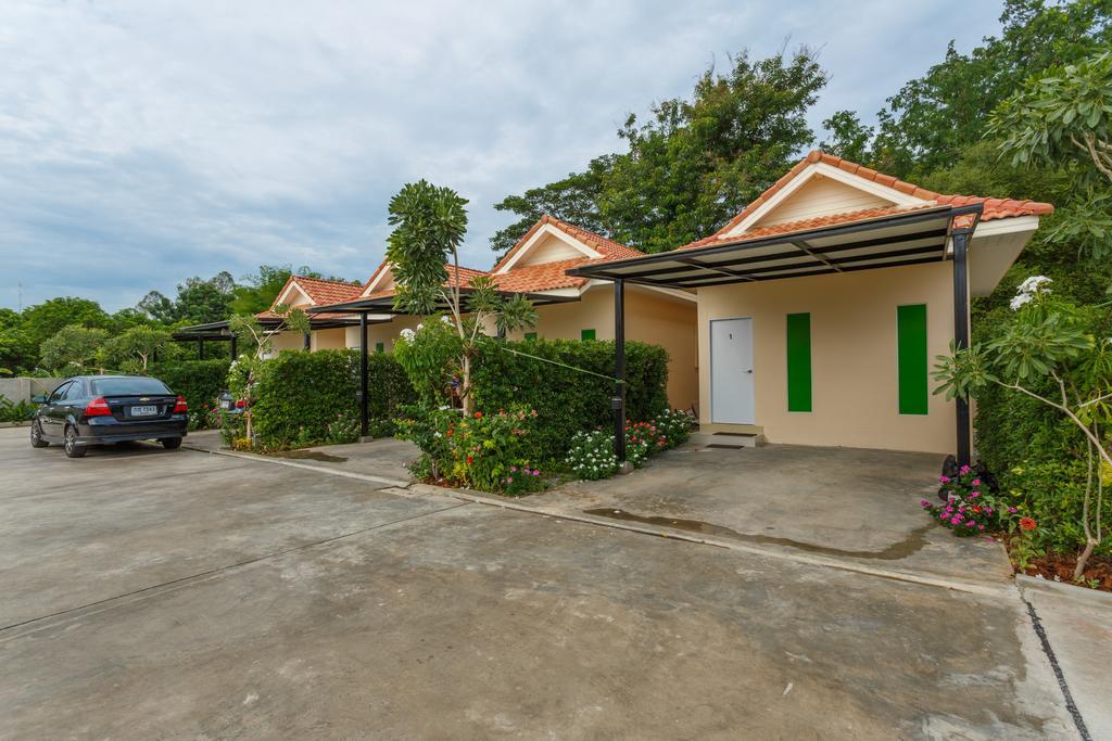 Paplern Resort Phitsanulok Værelse billede